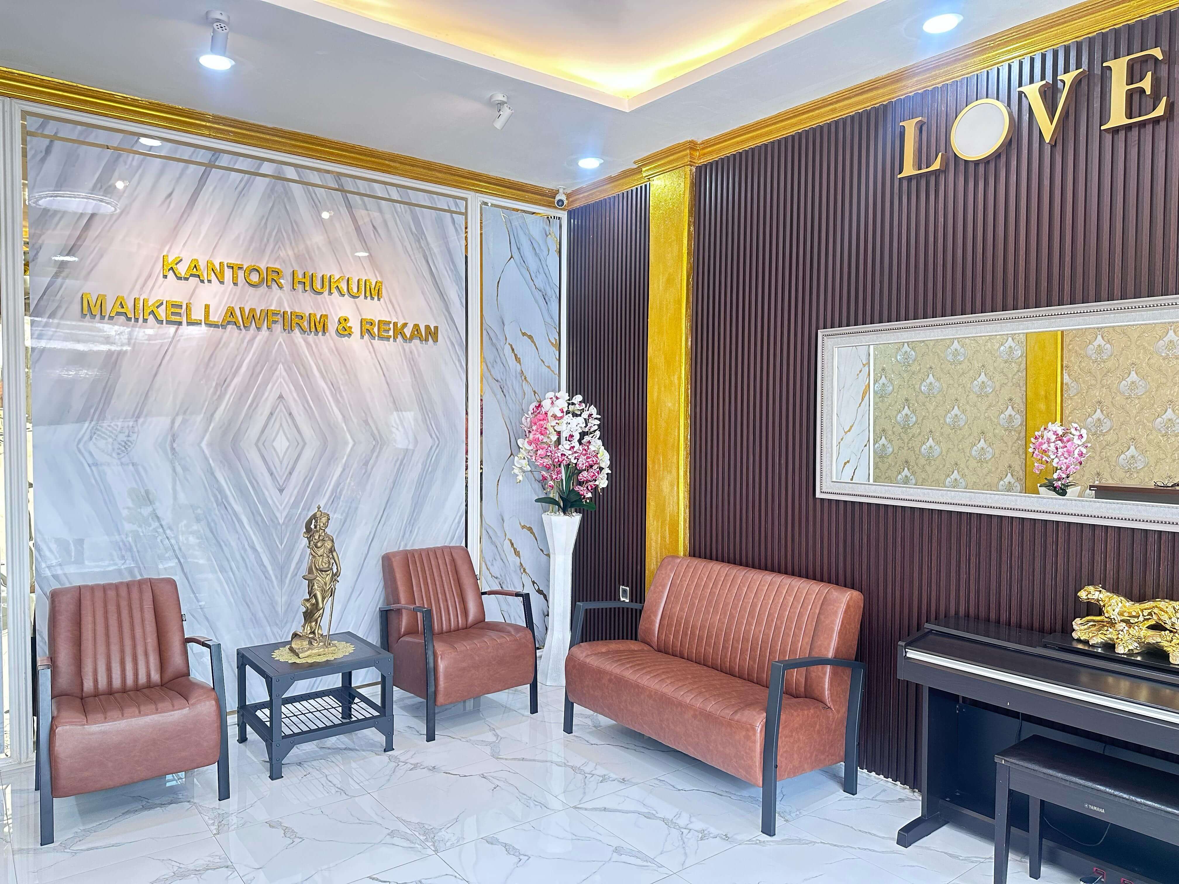 Area resepsionisis Kantor Maikel Law Firms