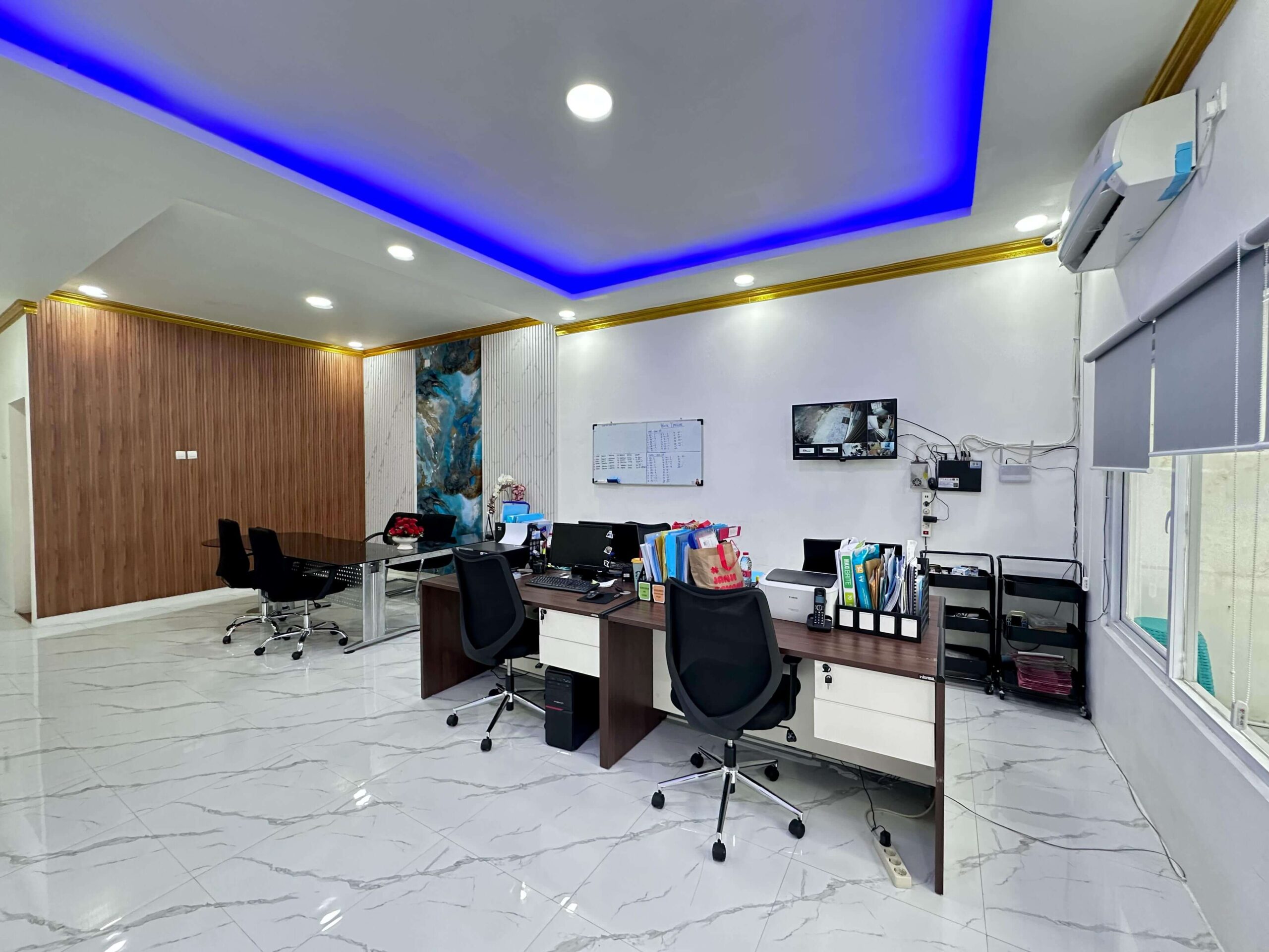 Ruang Tunggu Client Maikel Law Firm